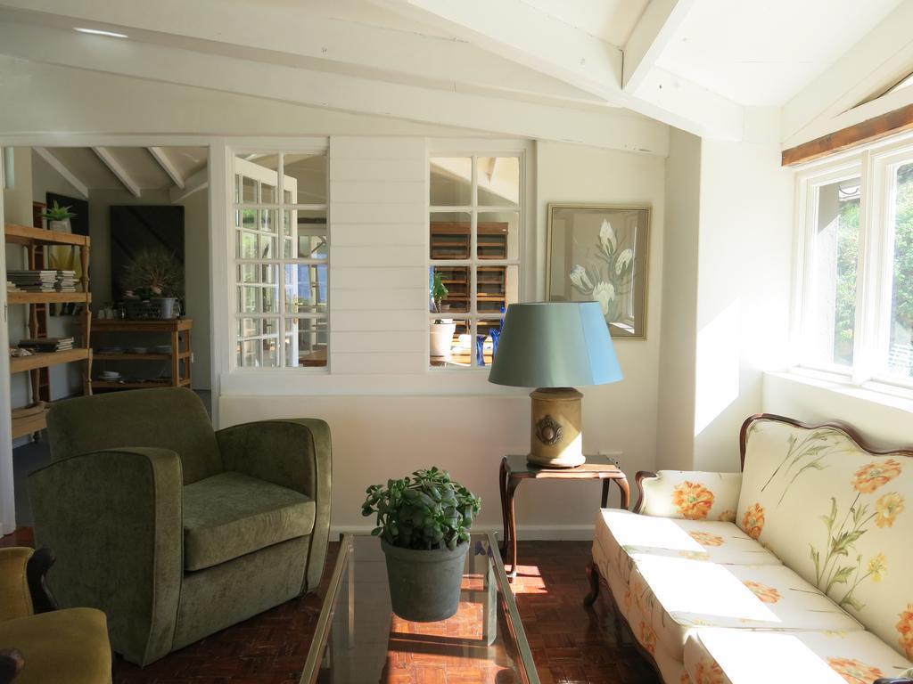 Skyview Manor Hotel Stellenbosch Exterior photo